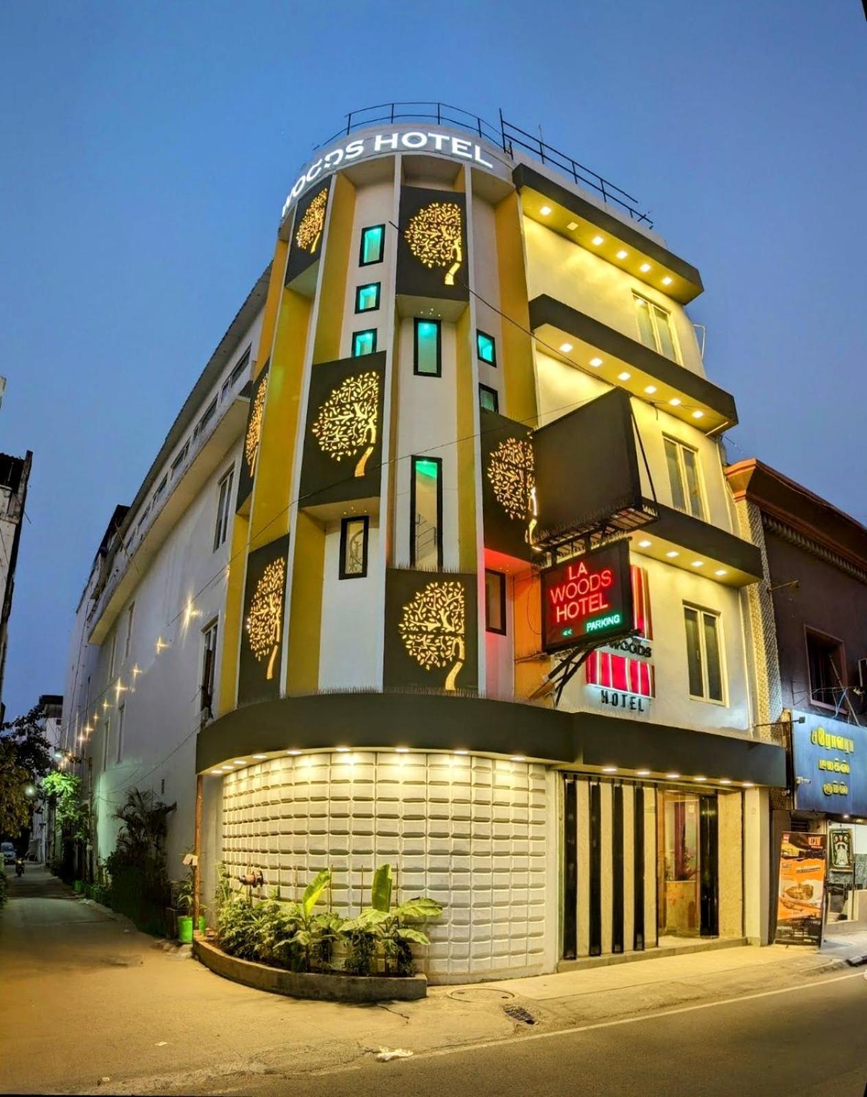 La Woods Hotel Chennai Exteriör bild